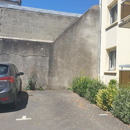 Tres Bel Appartement Centre Vitre Eksteriør billede