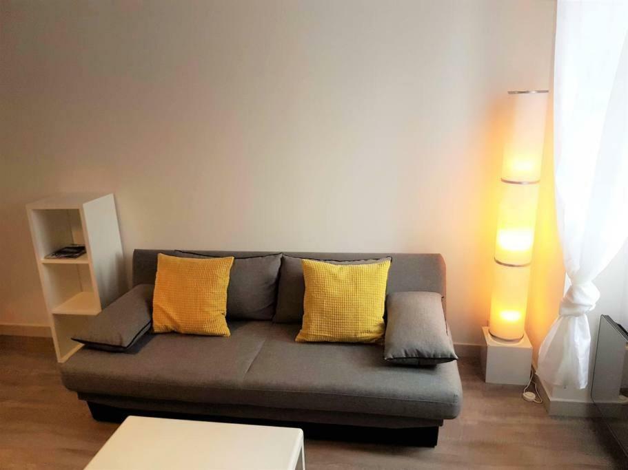 Tres Bel Appartement Centre Vitre Eksteriør billede